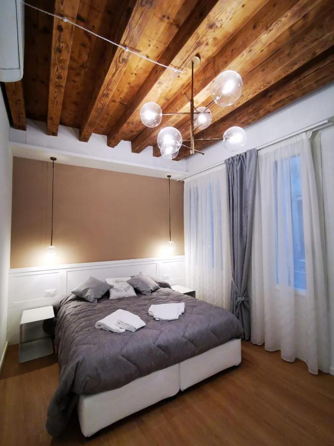 Deluxe 3 Bedroom Flat In Rialto 威尼斯 外观 照片