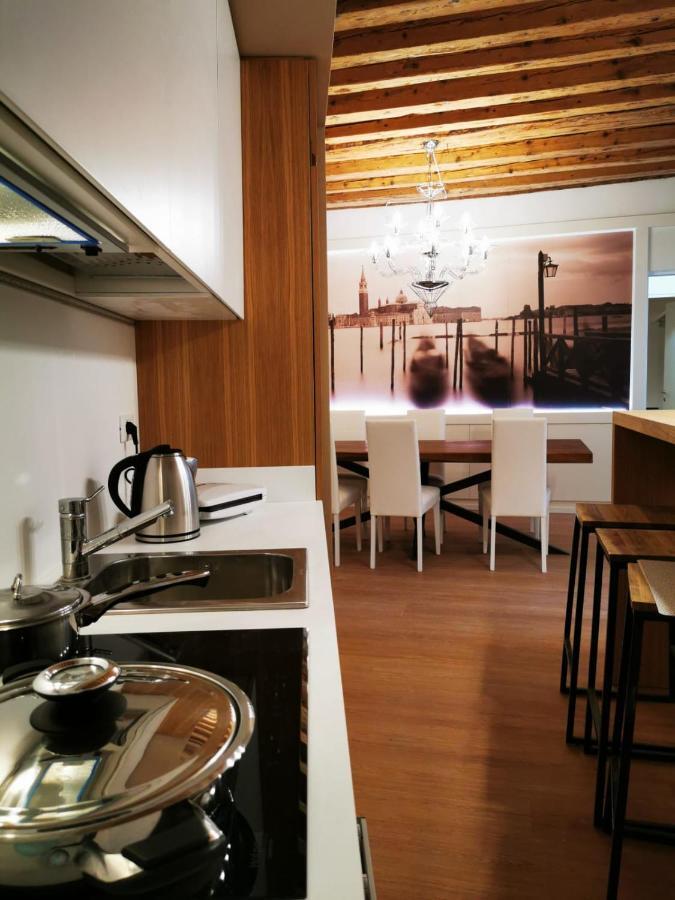 Deluxe 3 Bedroom Flat In Rialto 威尼斯 外观 照片